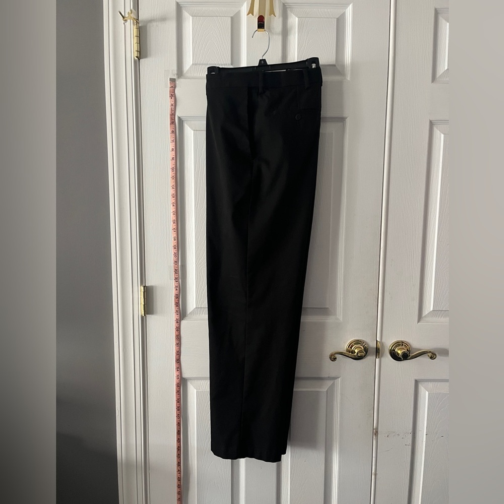 EUC-Men’s Haggar Dress Pants, Flat Front, Cool Right Performance
QTY 2